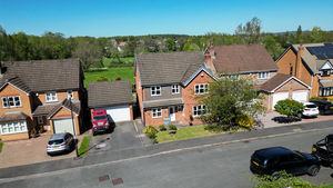 Sandstone Avenue Walton
